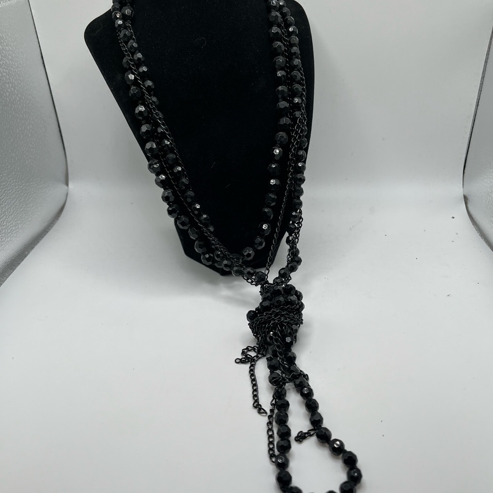 Express Black Beaded Necklace